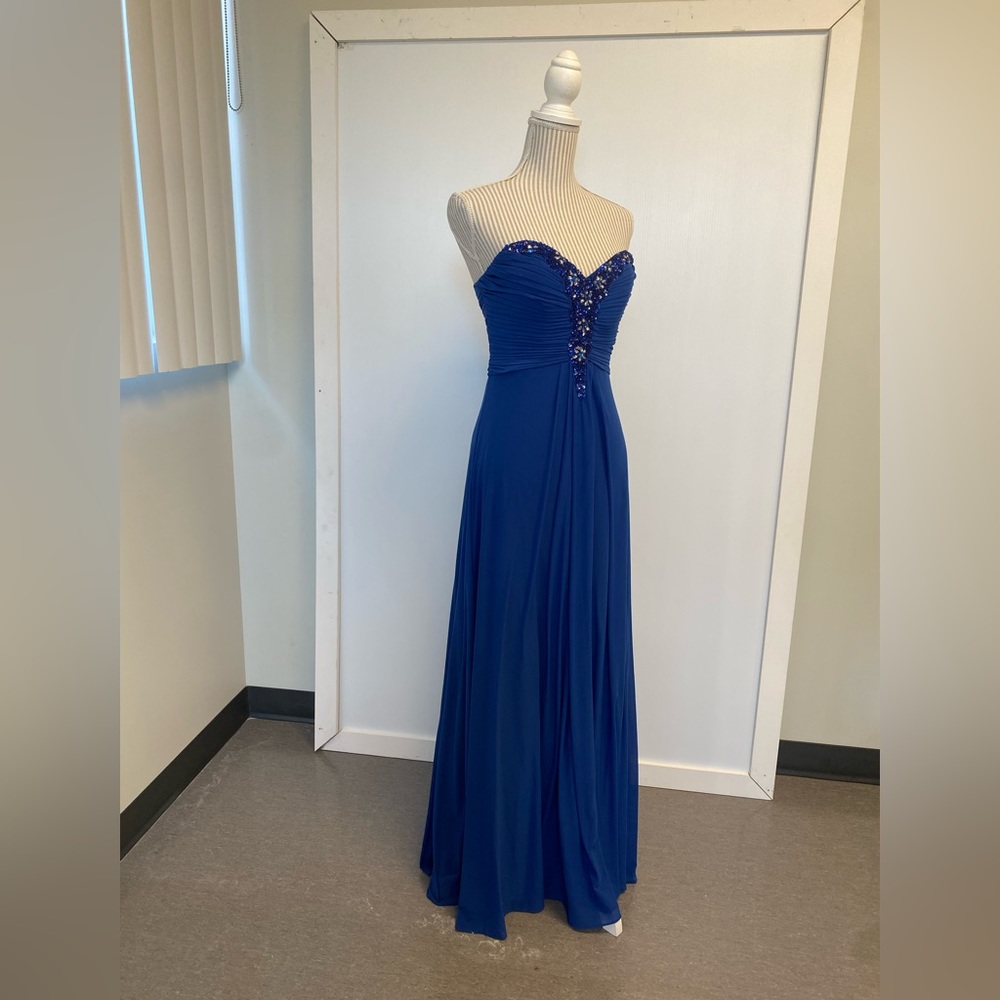 Prom or bridemaids dress - medium